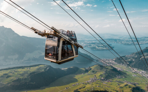 Tagesausflug mit der ersten CabriO Seilbahn aufs Stanserhorn - Ausflugsziele Stans, Luzern, Vierwaldstättersee