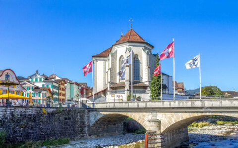 Wunderschöne Appenzeller Altstadt, Dorfrundgang, Sehenswürdigkeiten, Appenzellerland, Wanderwege und Seilbahnen, Einkaufen in Appenzell, Dorfführung, Wandervorschläge