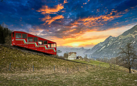 Seelisberg Bahn, Uri, Sonnenuntergang, Bergpanorama, TSB, Treib-Seelisberg Bahn