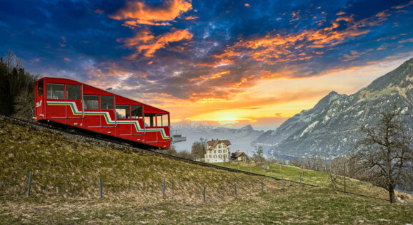 Seelisberg Bahn, Uri, Sonnenuntergang, Bergpanorama, TSB, Treib-Seelisberg Bahn