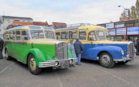 Ein klassischer Oldtimerbus